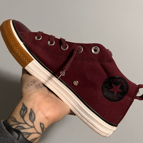 Burgundy Converse - Picture 4 of 4